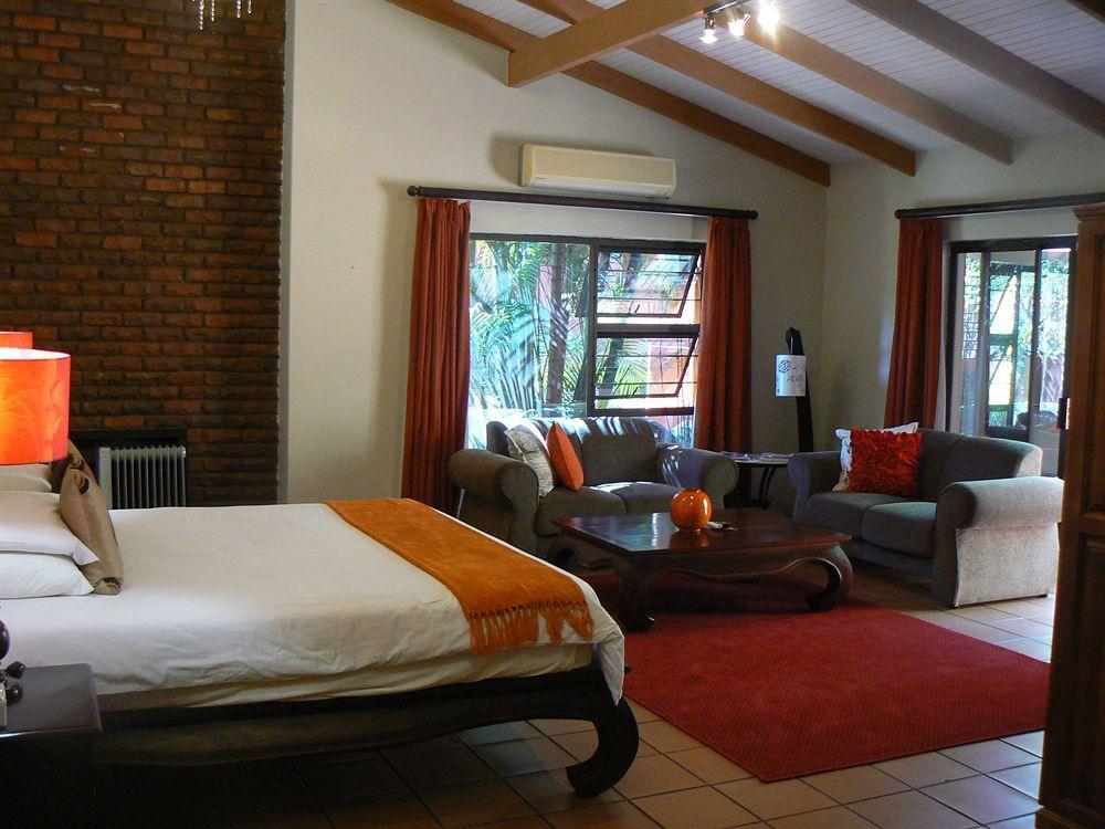La Roca Guest House Mbombela Eksteriør bilde