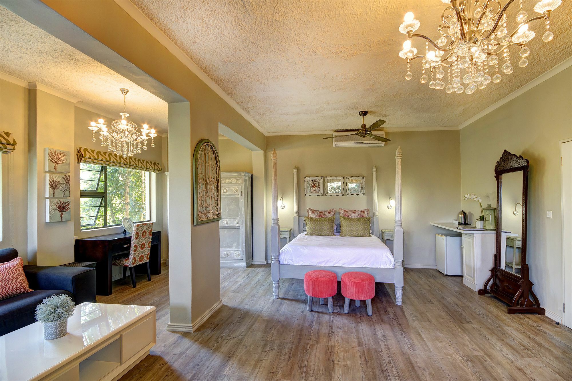La Roca Guest House Mbombela Eksteriør bilde